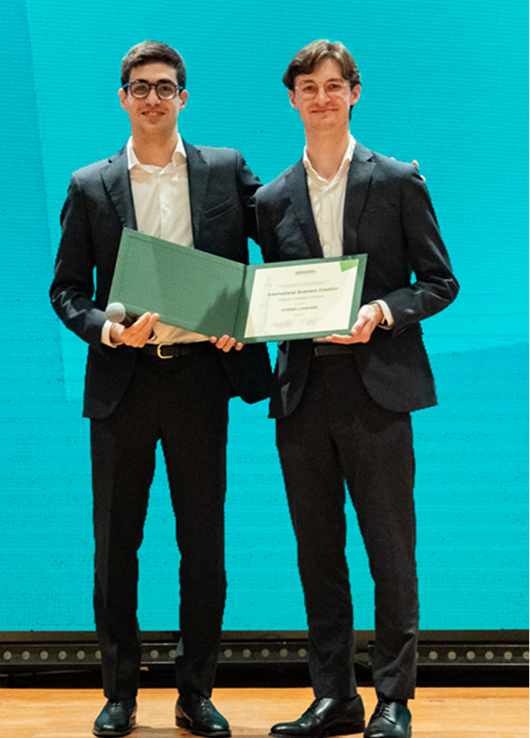Kristian receiving award at Genoa